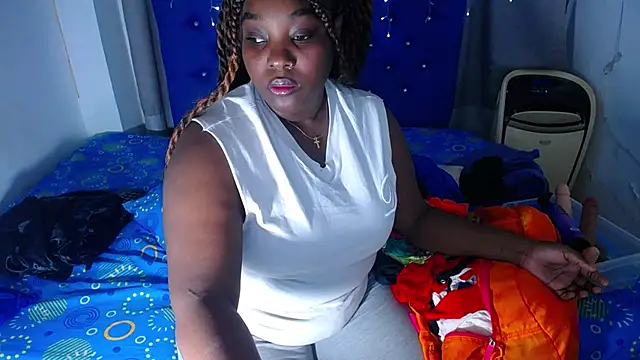 ebony NeighborMoans online show from 12-02-25, 03:23