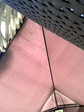 Snapshot of KloePink_ chatting on 10-15-25, 01:11 KloePink online show from 10-15-25, 01:11