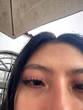 Snapshot of KloePink_ chatting on 11-03-25, 11:33 KloePink online show from 11-03-25, 11:33