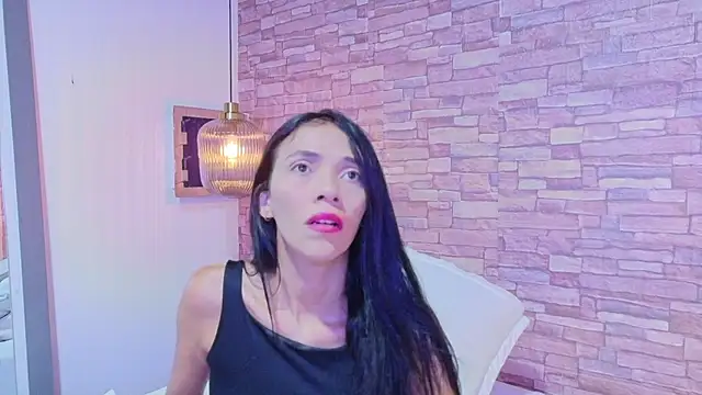 Martina thompson69 online show from 03-26-26, 08:25