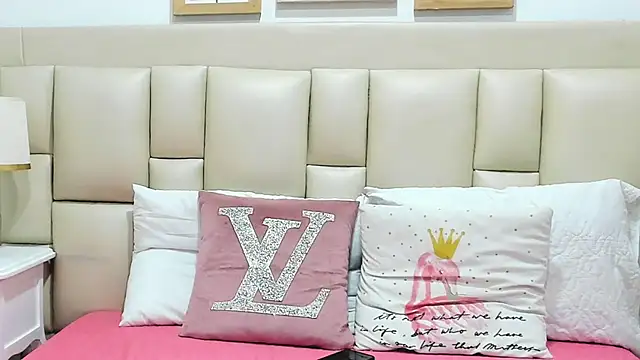 SkinnyGirl 28 online show from 11-27-25, 07:05