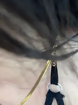 Snapshot of CatadeLuca chatting on 12-05-25, 02:36 CatadeLuca online show from 12-05-25, 02:36