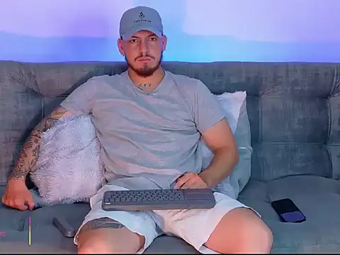 Snapshot of JaxRagnar088 chatting on 09-21-25, 10:28 JaxRagnar088 online show from 09-21-25, 10:28