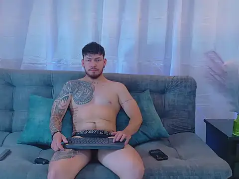 Snapshot of JaxRagnar088 chatting on 10-20-25, 02:01 JaxRagnar088 online show from 10-20-25, 02:01