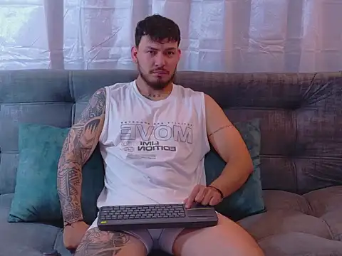 Snapshot of JaxRagnar088 chatting on 10-26-25, 02:39 JaxRagnar088 online show from 10-26-25, 02:39