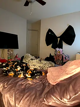 cupcakemia online show from 10-07-25, 11:24