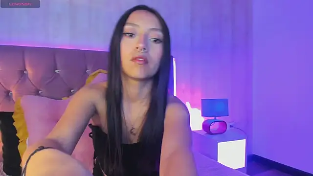 Luna Moo  online show from 09-14-25, 03:27