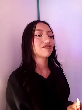 Luna Moo  online show from 11-04-25, 04:33