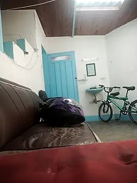  yefez online show from 11-18-25, 06:34