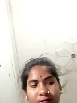Snapshot of Sapna-Yadav chatting on 09-16-25, 07:37 Sapna-Yadav online show from 09-16-25, 07:37
