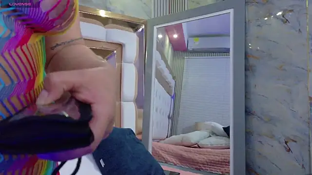 mamaneedsfun online show from 11-23-25, 12:16