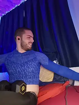 EyesNeverLies online show from 02-06-26, 03:37