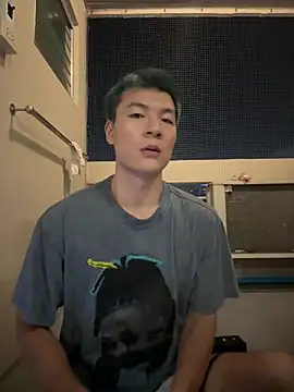 Snapshot of AAASuck chatting on 04-29-26, 03:16 AAASuck online show from 04-29-26, 03:16