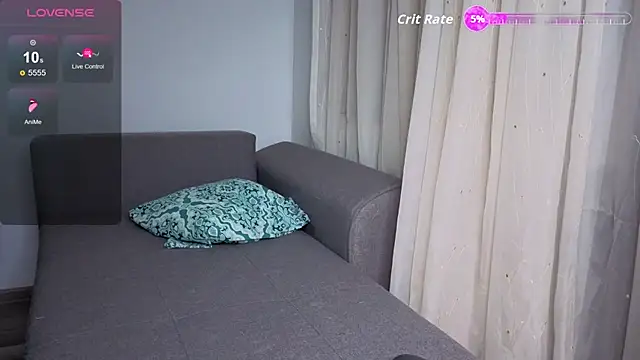 Snapshot of SkinnyMode chatting on 11-03-25, 05:03 SkinnyMode online show from 11-03-25, 05:03