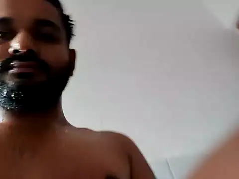 Snapshot of avi007p chatting on 09-11-25, 08:14 avi007p online show from 09-11-25, 08:14