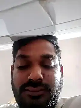 Snapshot of avi007p chatting on 09-16-25, 06:36 avi007p online show from 09-16-25, 06:36