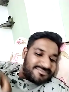 Snapshot of avi007p chatting on 09-16-25, 07:04 avi007p online show from 09-16-25, 07:04