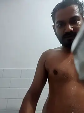 Snapshot of avi007p chatting on 09-22-25, 02:41 avi007p online show from 09-22-25, 02:41