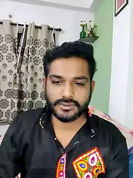 Snapshot of avi007p chatting on 09-28-25, 12:16 avi007p online show from 09-28-25, 12:16