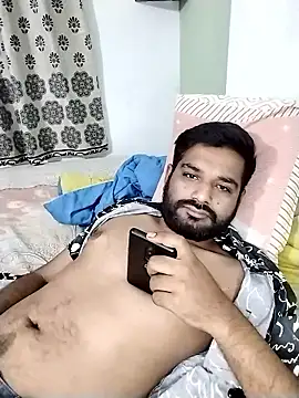 Snapshot of avi007p chatting on 09-28-25, 02:55 avi007p online show from 09-28-25, 02:55