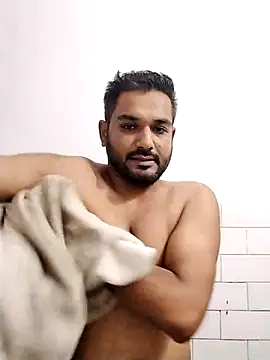 Snapshot of avi007p chatting on 10-07-25, 06:05 avi007p online show from 10-07-25, 06:05