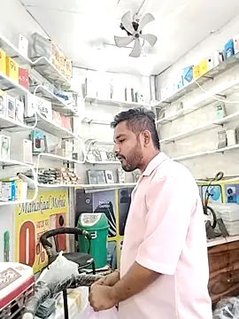 Snapshot of avi007p chatting on 10-11-25, 06:45 avi007p online show from 10-11-25, 06:45