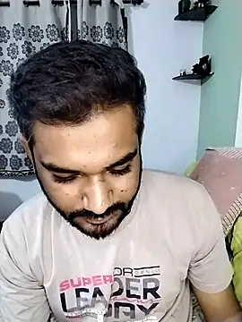 Snapshot of avi007p chatting on 10-17-25, 08:00 avi007p online show from 10-17-25, 08:00