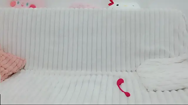 Emmahahaha17 online show from 11-01-25, 02:19