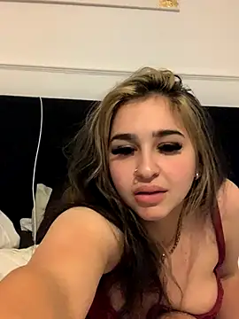 BrunetteBrat-xo online show from 10-23-25, 09:46