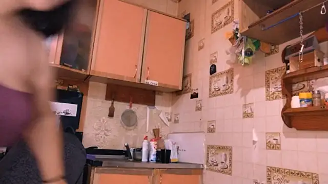 DierdreCousineau online show from 10-09-25, 10:24