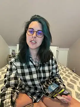 Snapshot of LadyNocturne chatting on 05-19-26, 01:39 LadyNocturne online show from 05-19-26, 01:39