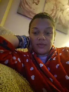Snapshot of GoddessChantelle chatting on 04-19-26, 08:11 GoddessChantelle online show from 04-19-26, 08:11
