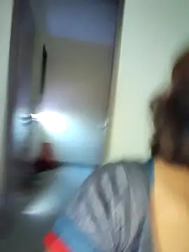 Snapshot of Love_birdss69 chatting on 10-26-25, 02:17 Love birdss69 online show from 10-26-25, 02:17