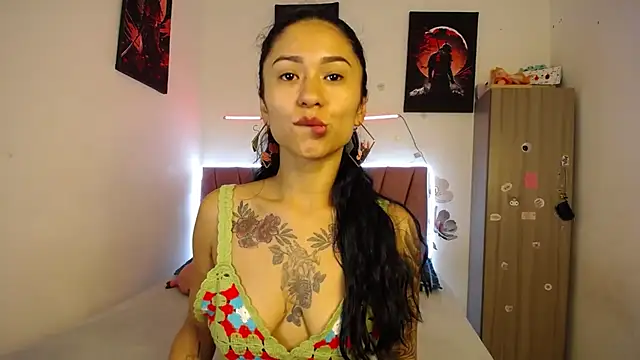 Liahdiaz  online show from 05-09-26, 04:34