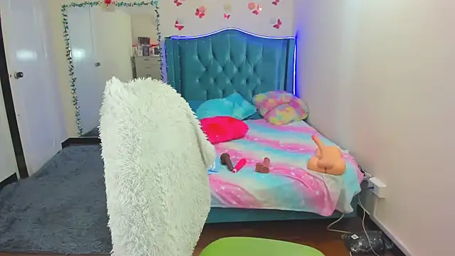 Luna Analya online show from 09-12-25, 12:05