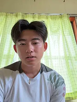 shoma2003 online show from 04-12-26, 01:54