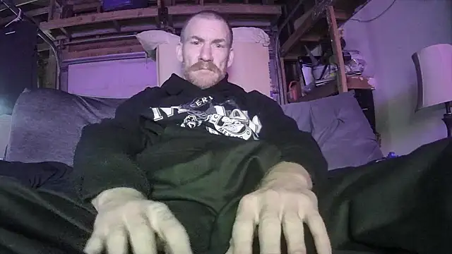 Snapshot of Tiggitytomociti chatting on 02-16-26, 11:12 Tiggitytomociti online show from 02-16-26, 11:12