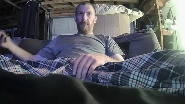 Snapshot of Tiggitytomociti chatting on 02-25-26, 05:50 Tiggitytomociti online show from 02-25-26, 05:50
