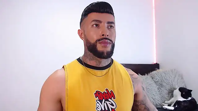 andrea de lucaa online show from 09-26-25, 03:32