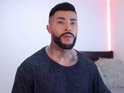 andrea de lucaa online show from 10-16-25, 02:12