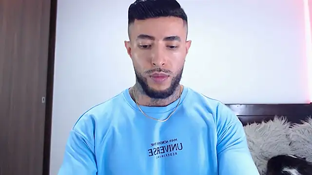 andrea de lucaa online show from 12-20-25, 02:40