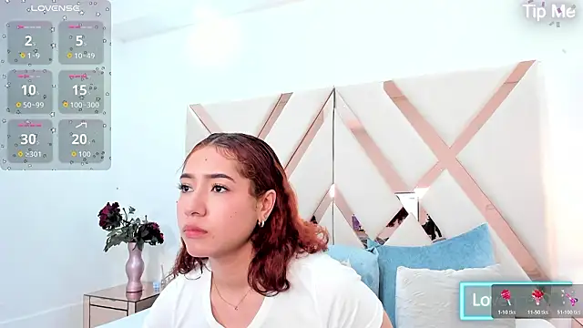 Snapshot of megannherrera chatting on 02-12-26, 07:42 megannherrera online show from 02-12-26, 07:42