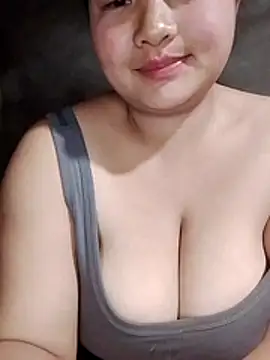 girl-babi online show from 12-17-25, 12:33