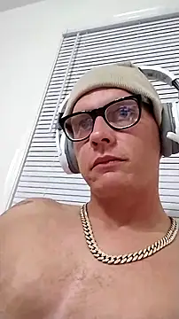 Snapshot of whoadiestreams chatting on 10-26-25, 02:28 whoadiestreams online show from 10-26-25, 02:28