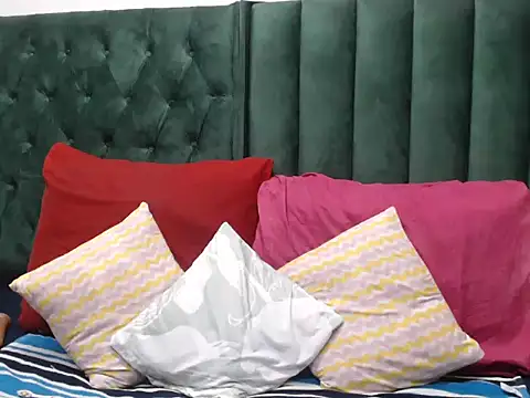 Mandy3ndlovu4 online show from 05-31-26, 06:42