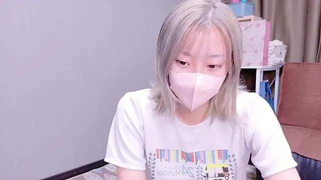 Snapshot of Nana__ch chatting on 11-04-25, 05:06 Nana ch online show from 11-04-25, 05:06