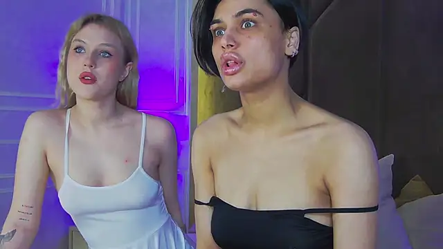 VioletAsh online show from 10-19-25, 04:35