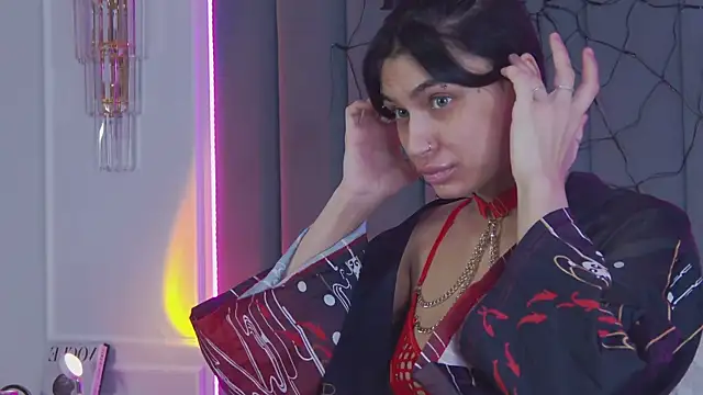 VioletAsh online show from 11-02-25, 04:37