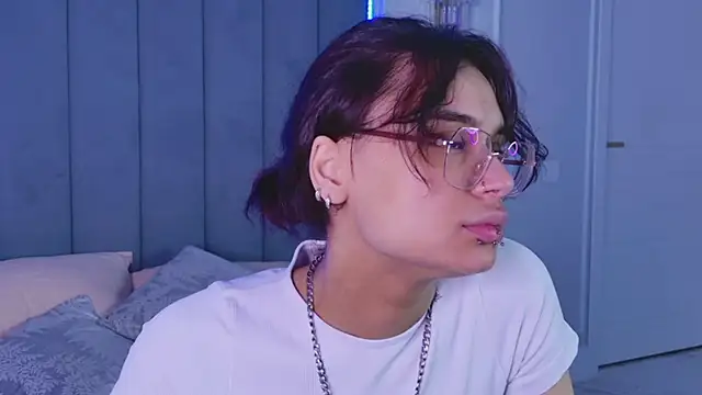 VioletAsh online show from 06-23-26, 04:32