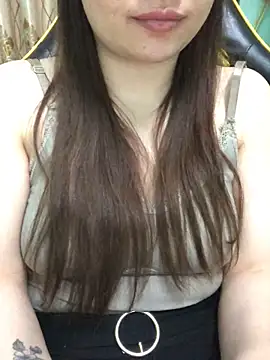 Mill lizi online show from 09-18-25, 03:47